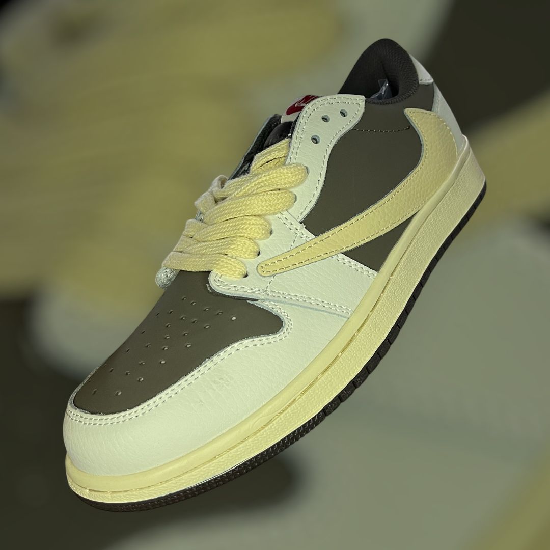 Air Jordan 1 Retro Low OG SP Travis Scott Reverse Mocha