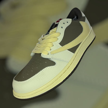 Air Jordan 1 Retro Low OG SP Travis Scott Reverse Mocha